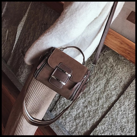 NEW BORDEAUX Crossbody - Picture 2 of 7